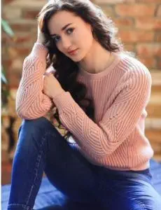 Elite escort service in Sakoli for home and hotel visits